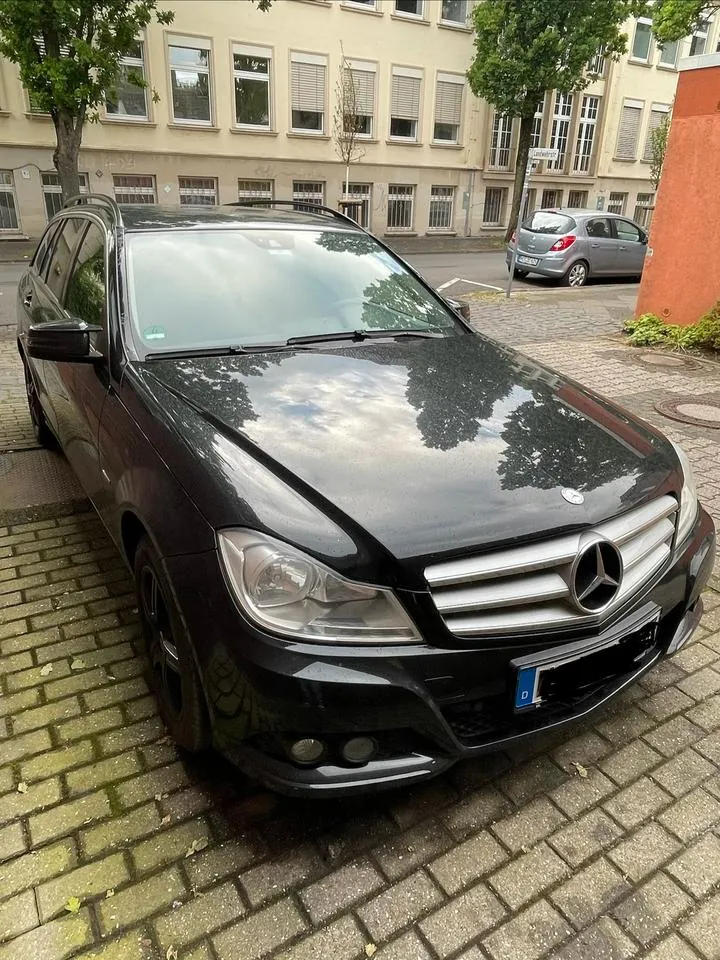 Mercedes-Benz C 200D