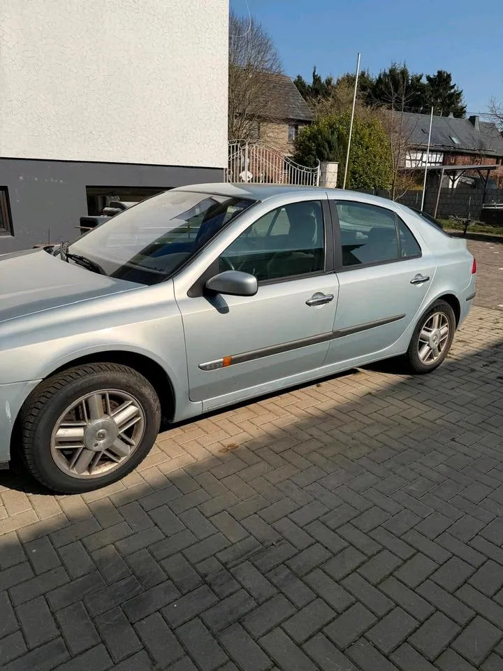 Renault Laguna