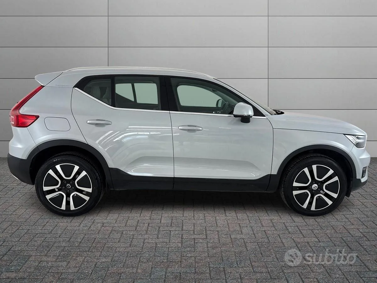 Volvo Xc40 2020 photo 3