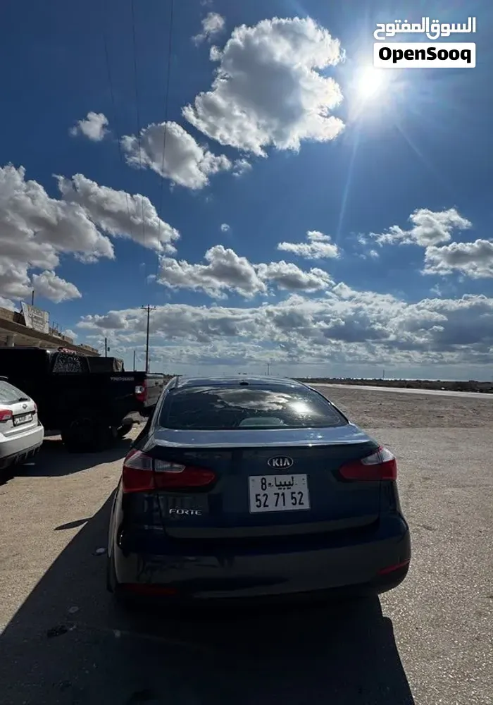 Kia Forte 2015 photo 3