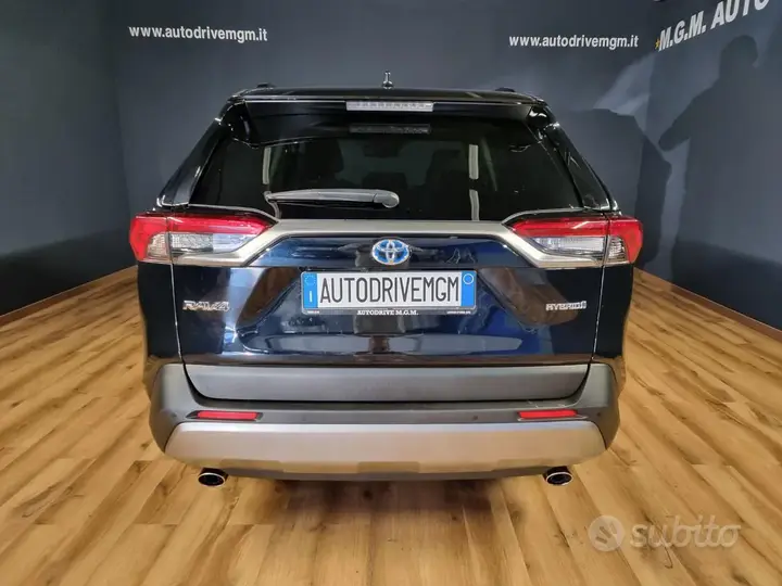 Toyota Rav4 2023 photo 3