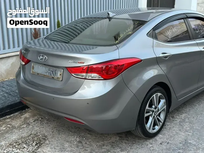 Hyundai Elantra 2012 photo 4