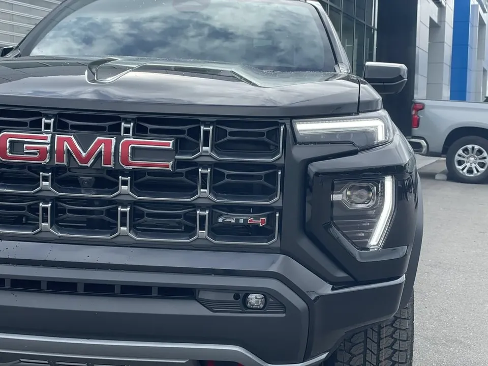 GMC Canyon 2026 photo 3