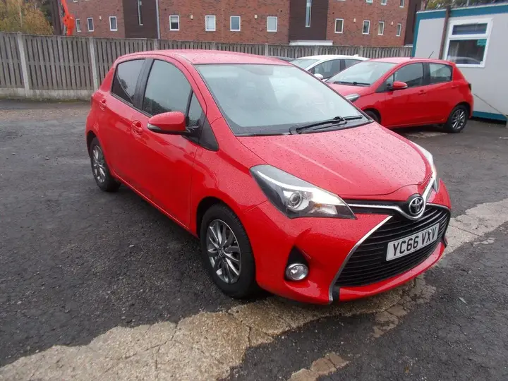 Toyota Yaris 2016 photo 5