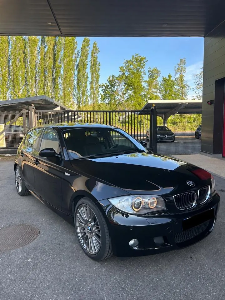 BMW 130I