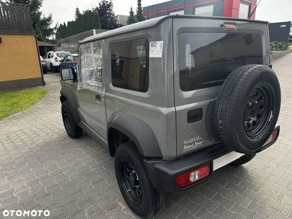Suzuki Jimny 2024 photo 4