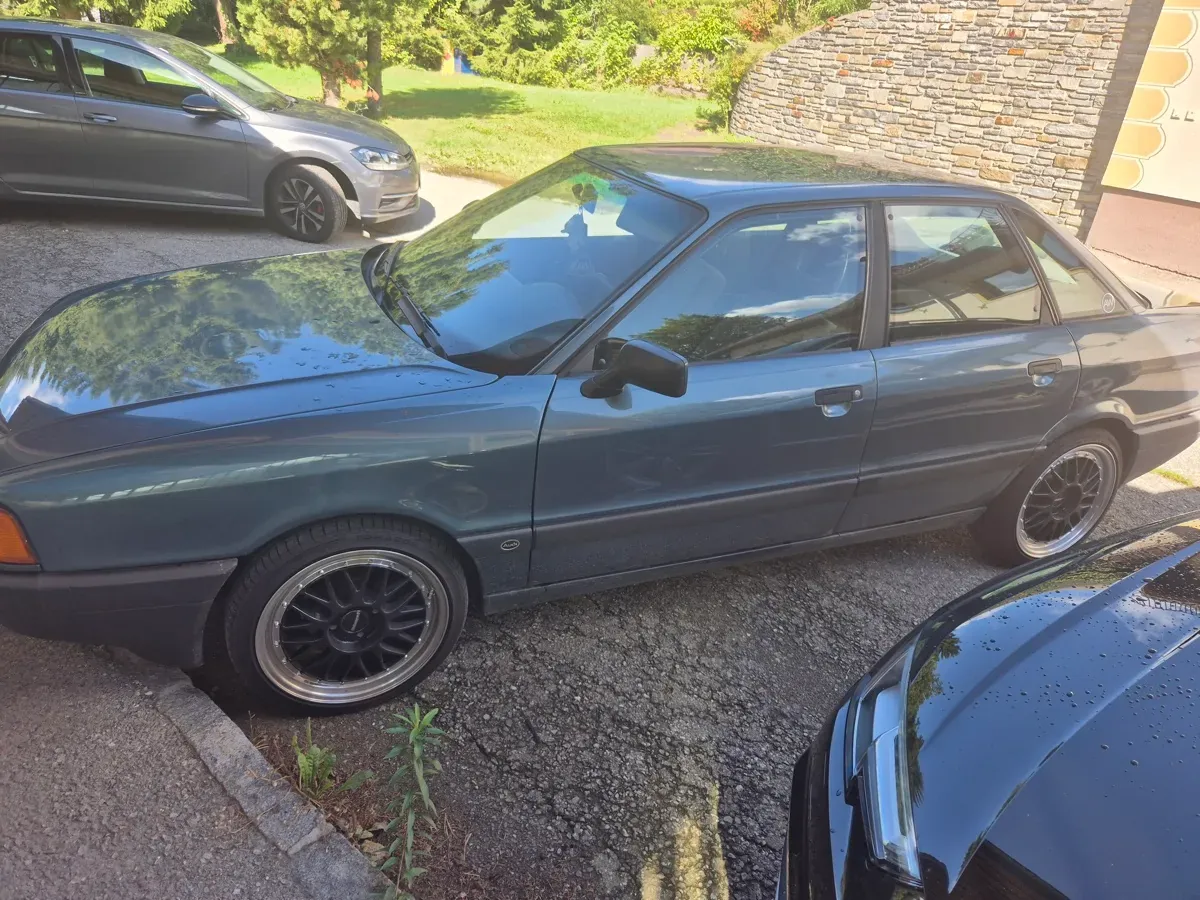 Audi 80