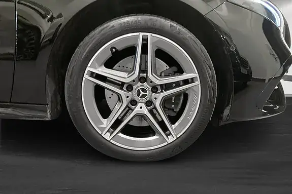 Mercedes-Benz A 250 2024 photo 5