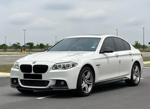 BMW 528I