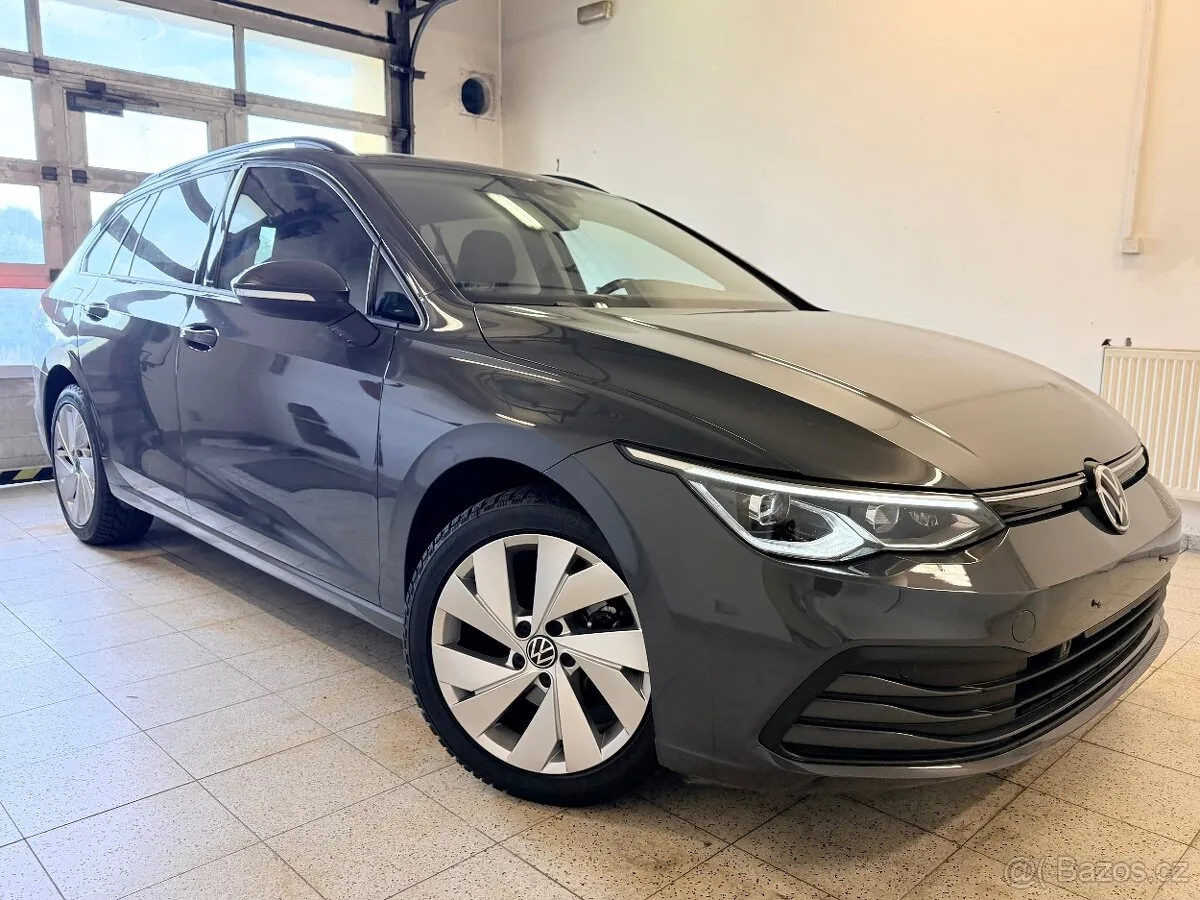 Volkswagen Golf Viii 2021 photo 2
