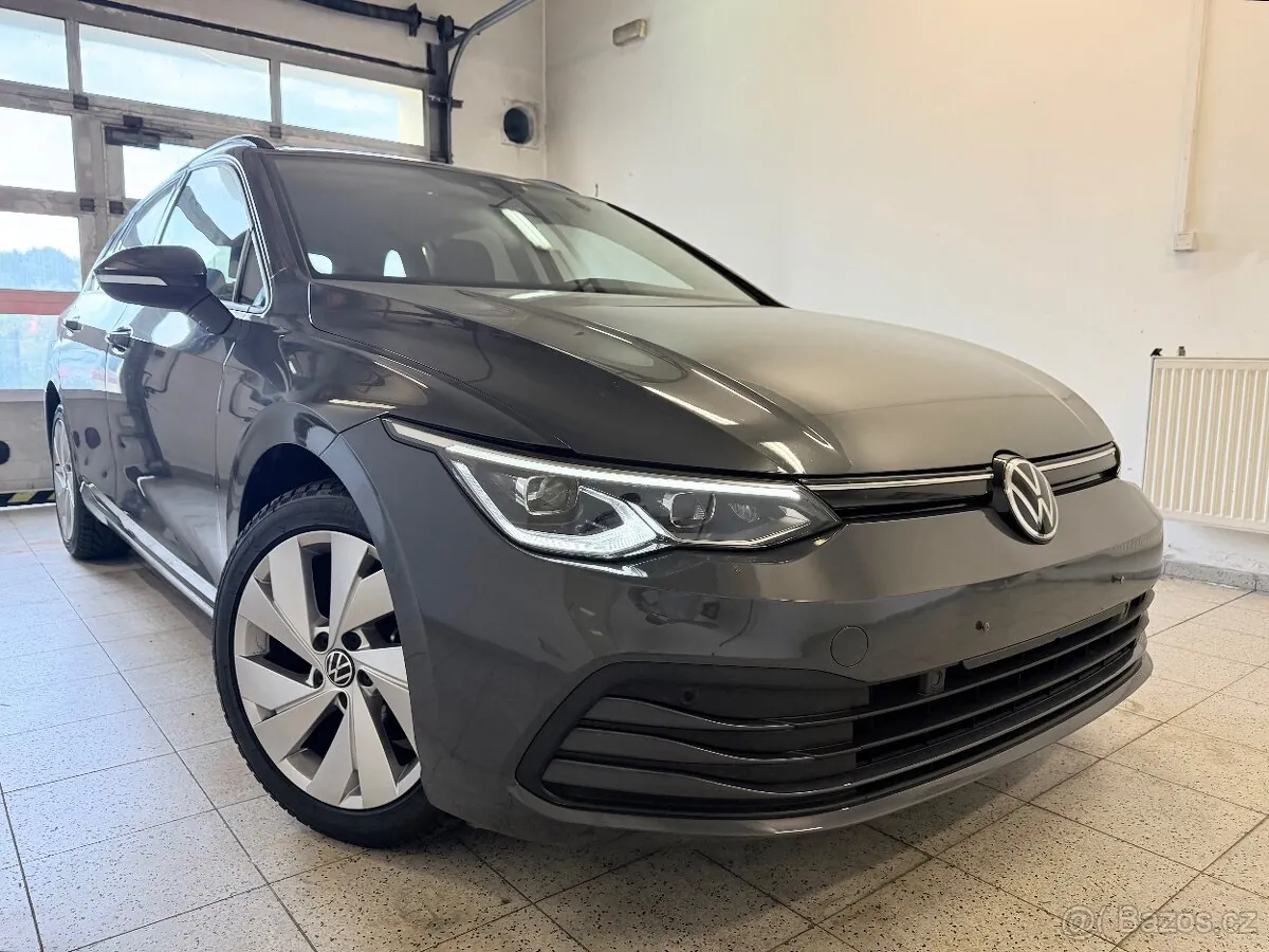 Volkswagen Golf Viii