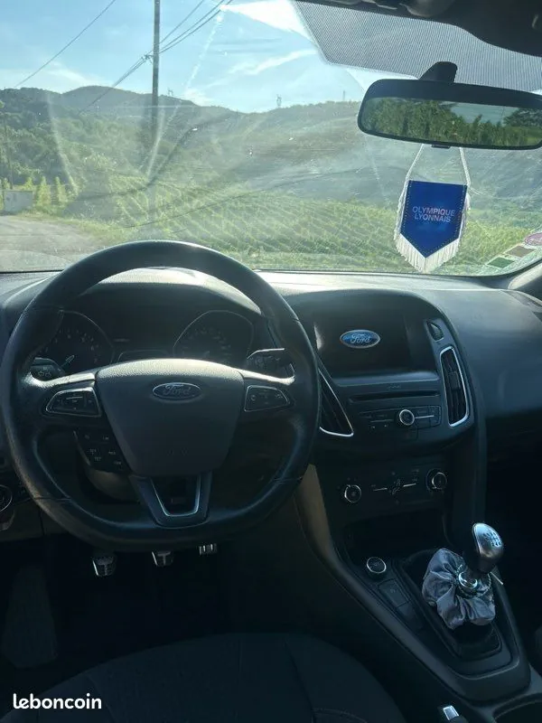 Ford Focus 2017 photo 3