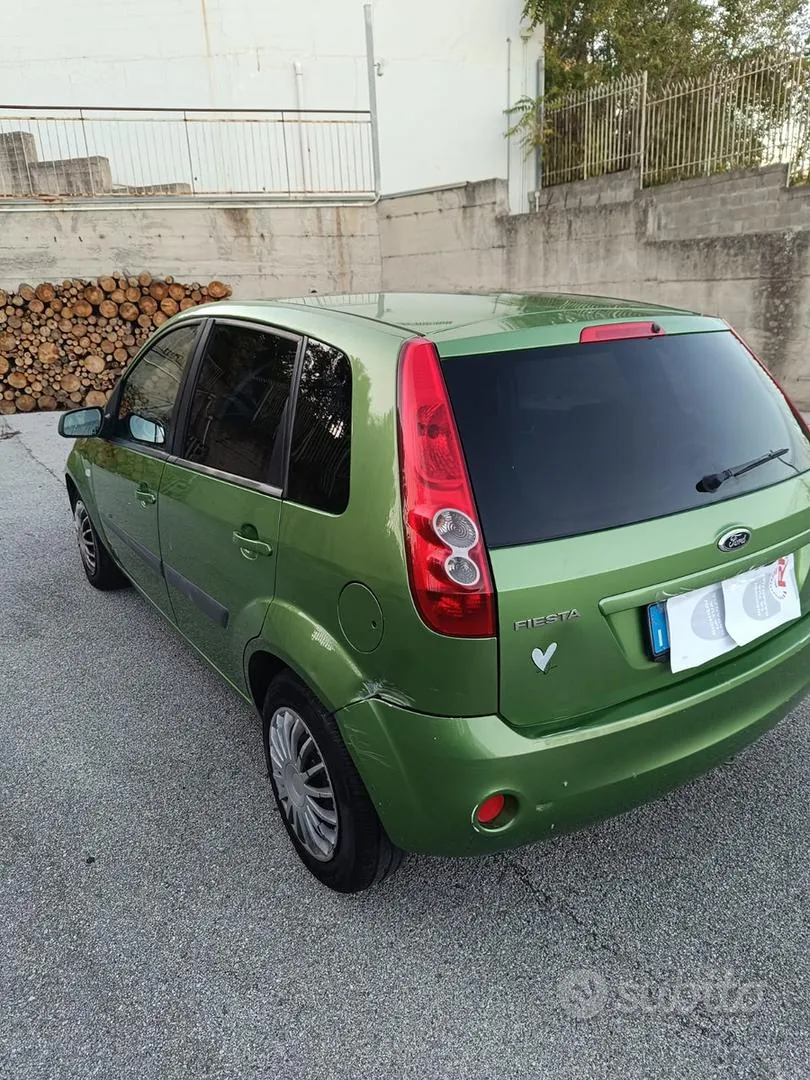Ford Fiesta 2006 photo 4
