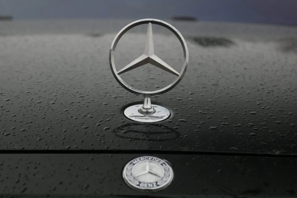 Mercedes-Benz S-Class 2014 photo 3