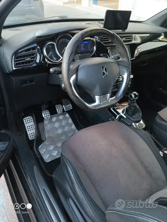 Citroen Ds3 2011 photo 4