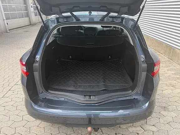 Renault Megane Iv 2019 photo 5