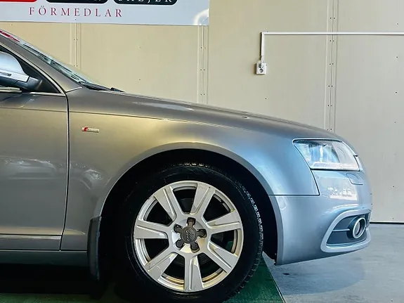 Audi A6 2010 photo 4