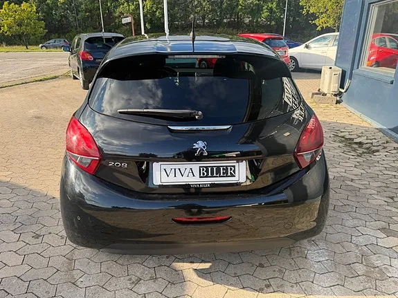 Peugeot 208 2017 photo 4