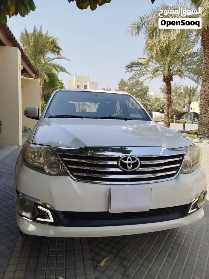 Toyota Fortuner 2014 photo 3