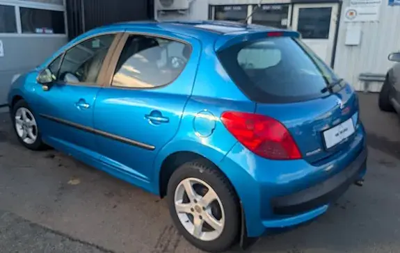 Peugeot 207 2009 photo 3
