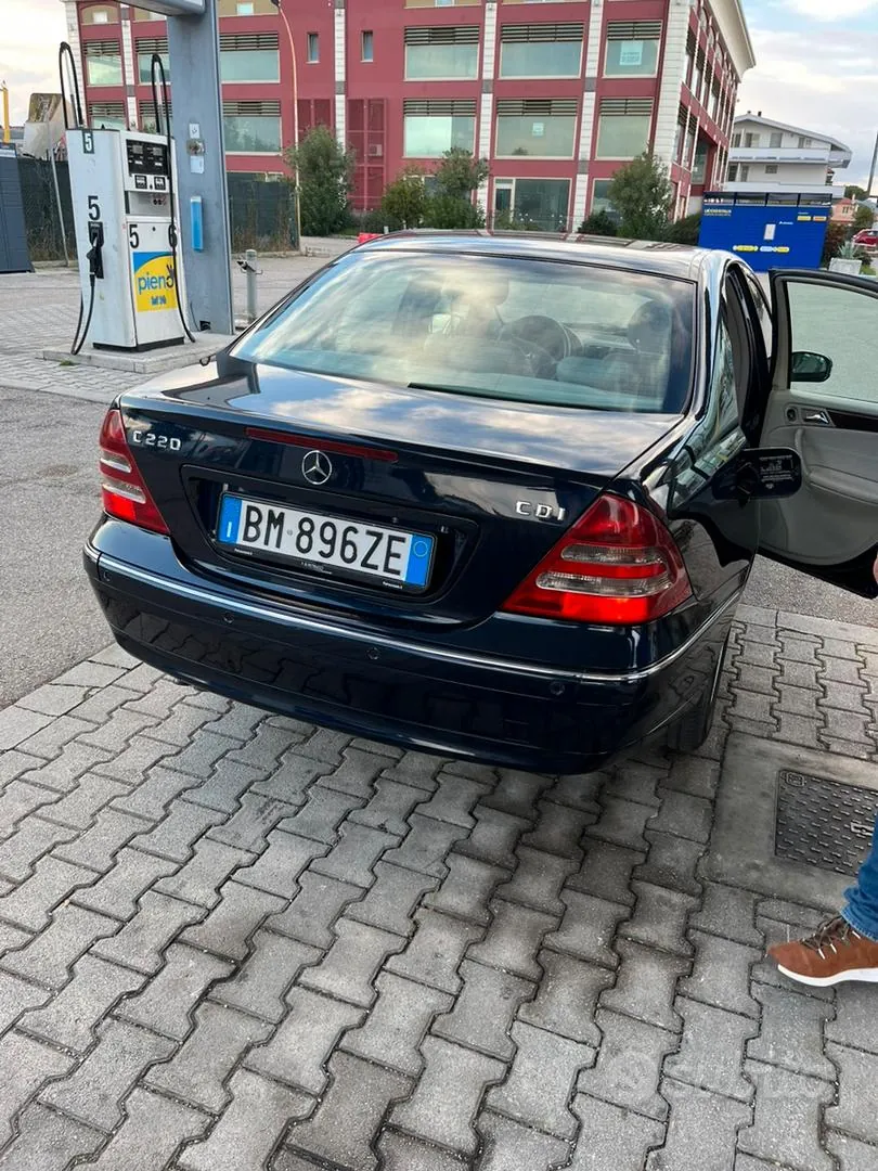 Mercedes-Benz C220 2001 photo 5