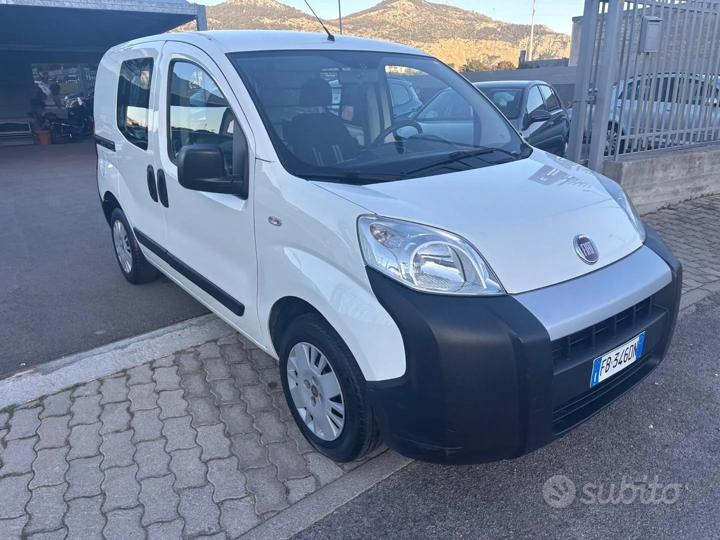 Fiat Fiorino 2015 photo 4