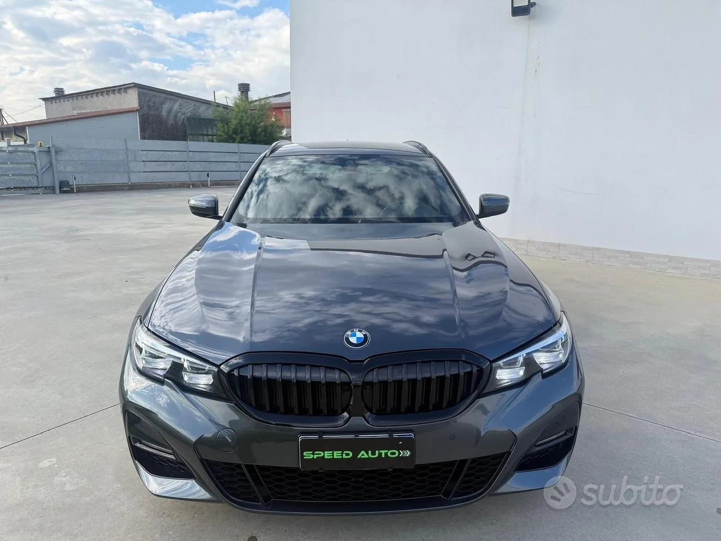 BMW 3 Series 2022 photo 5