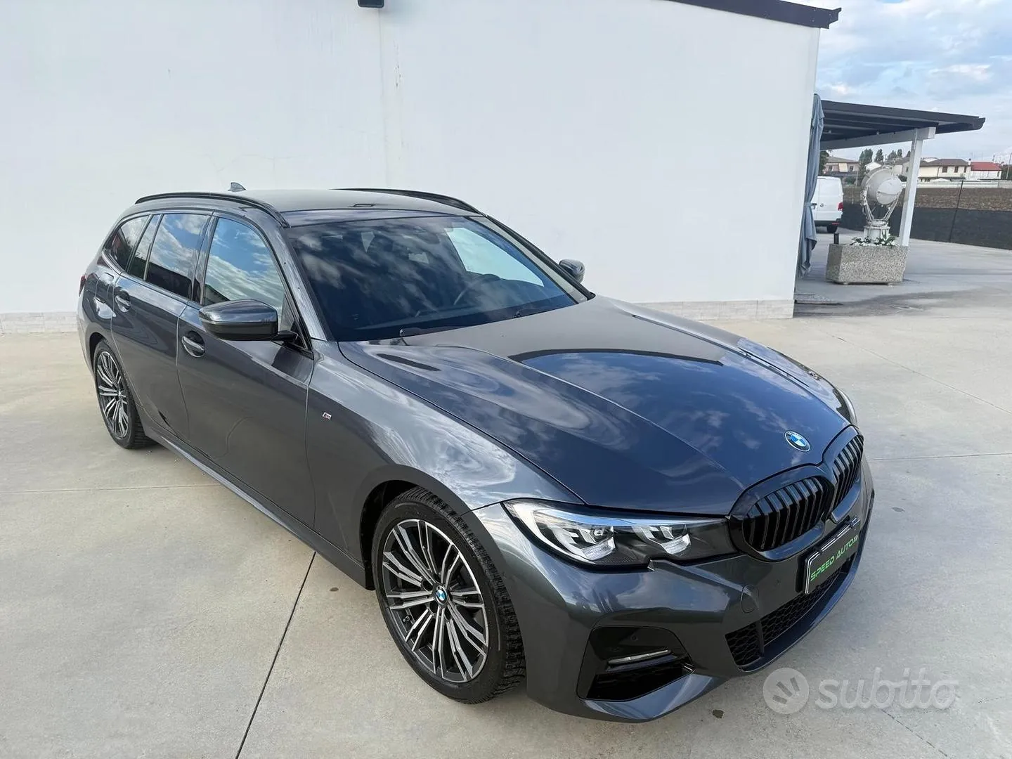 BMW 3 Series 2022 photo 4