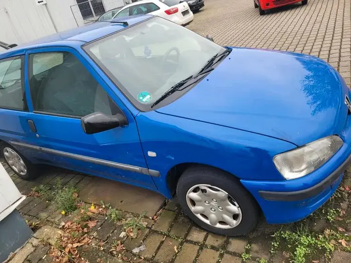 Peugeot 106