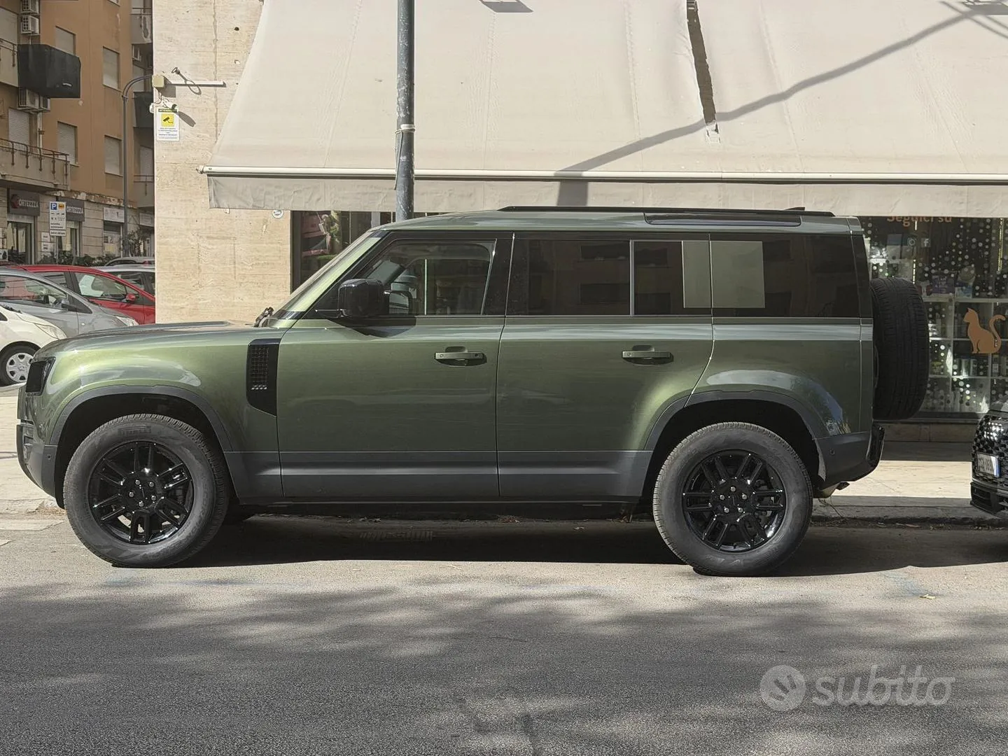 Land Rover Defender 2026 photo 4