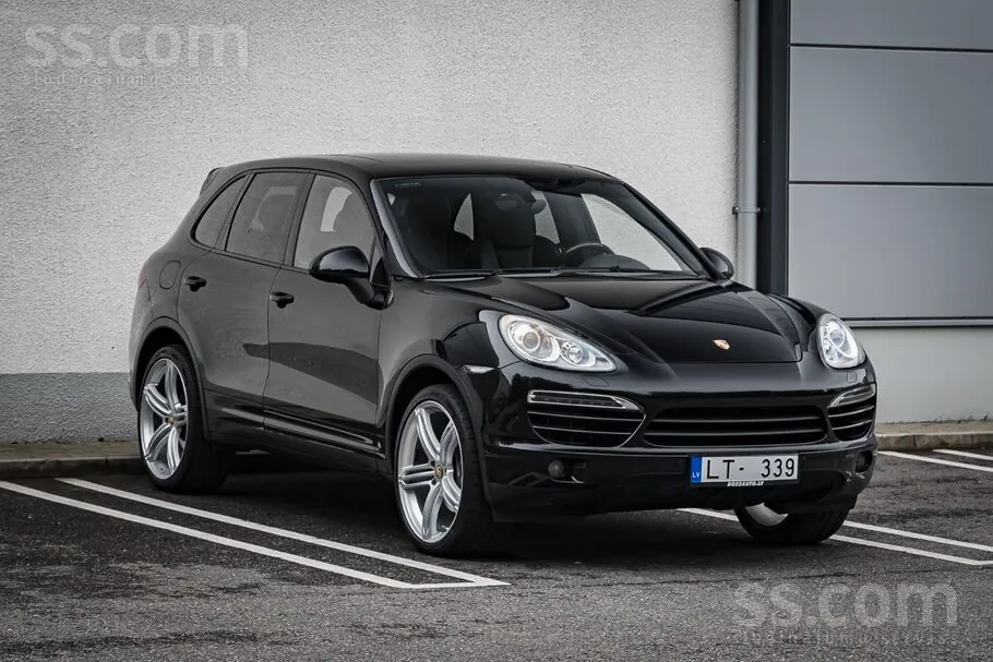 Porsche Cayenne 2011 photo 3