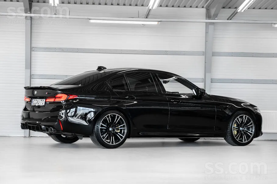 BMW M5 2018 photo 3