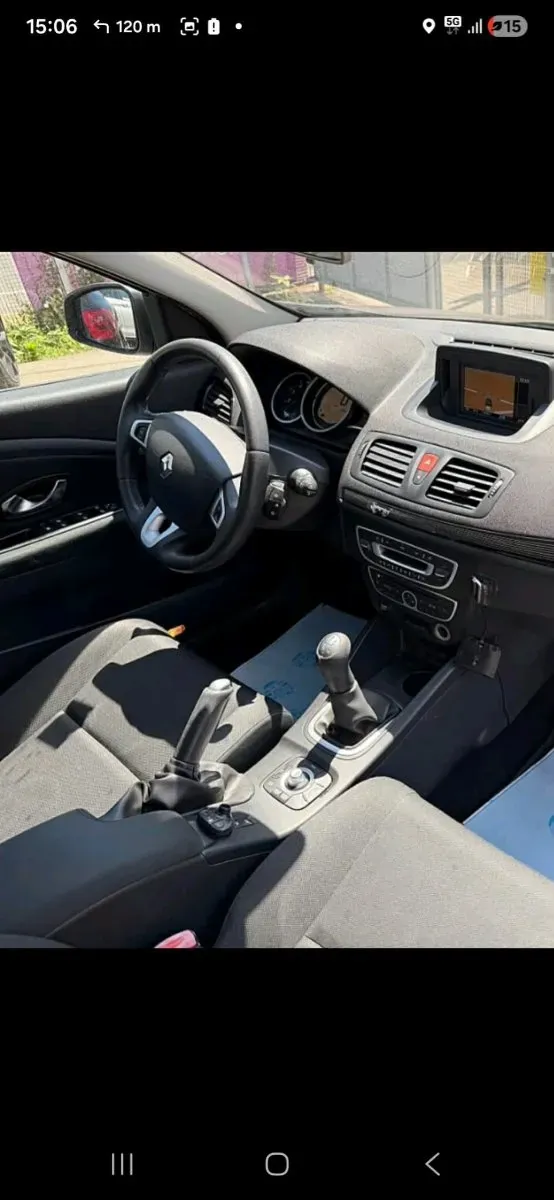 Renault Megane 2011 photo 2