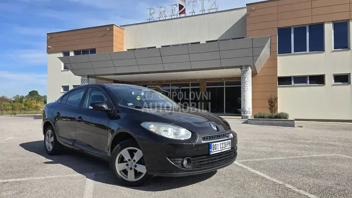 Renault Fluence 2010 photo 2