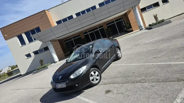 Renault Fluence 2010 photo 4