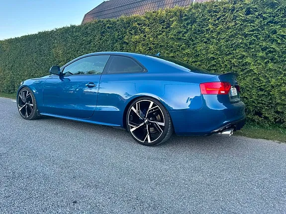 Audi A5 2008 photo 2