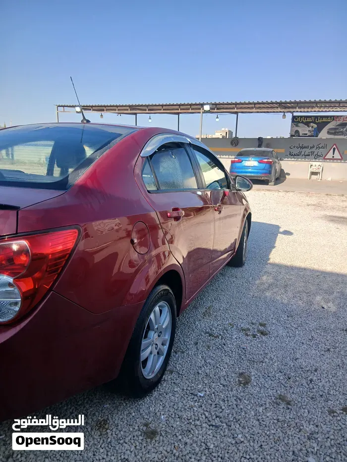 Chevrolet Aveo 2012 photo 4