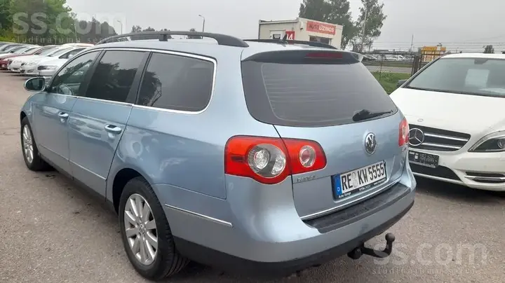 Volkswagen Passat 2005 photo 5