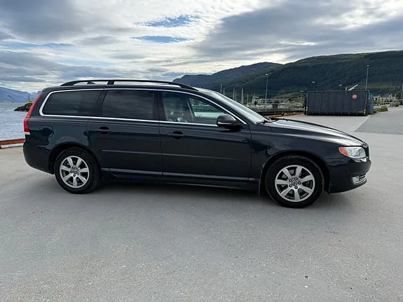 Volvo V70 2014 photo 4