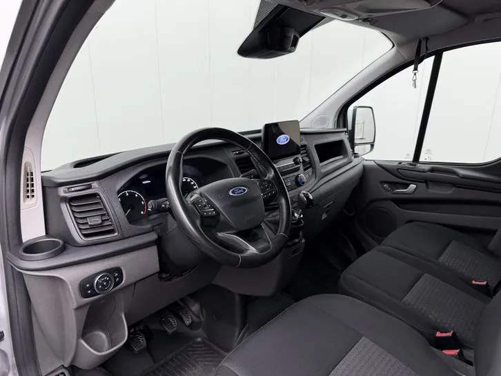 Ford Transit Custom 2023 photo 3