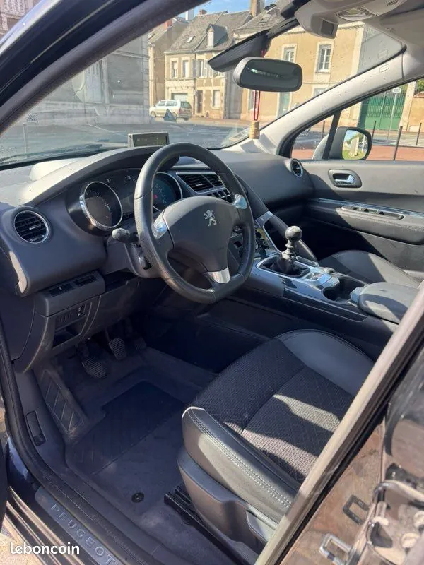 Peugeot 3008 2014 photo 2