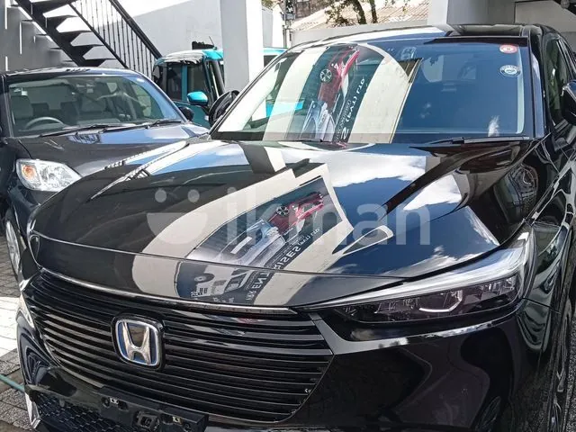 Honda Vezel 2024 photo 2