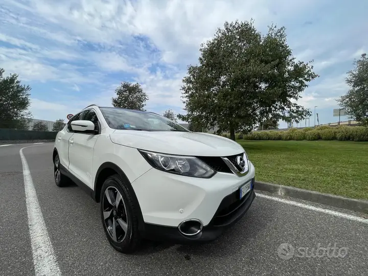 Nissan Qashqai 2015 photo 3