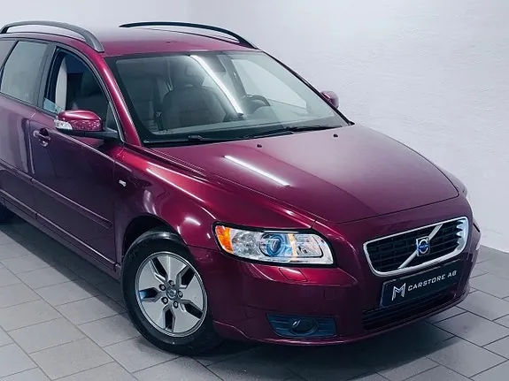 Volvo V50 2009 photo 2