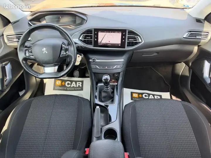 Peugeot 308 2020 photo 4
