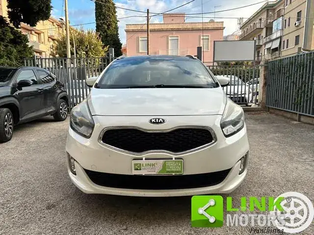 Kia Carens 2016 photo 3