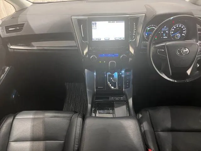 Toyota Verfasia Hybrid