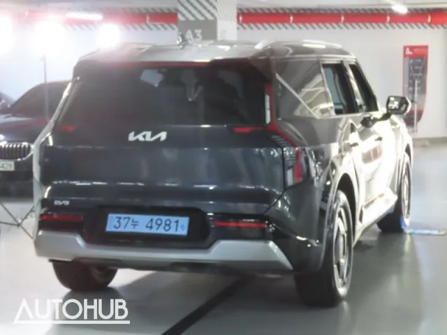 Kia Ev9 2023 photo 3