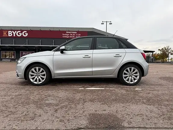 Audi A1 2013 photo 2