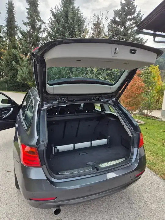 BMW 3 Series 2013 photo 2